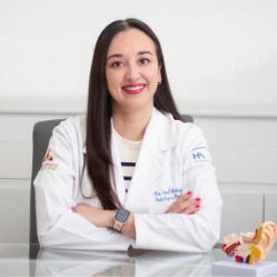 Dra. Annel Gómez Coello